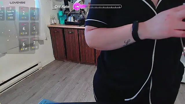 Snapshot of Kittyymaze1 chatting on 01.31.25 Kittyymaze1 online show from 01.31.25