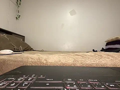 Snapshot of Kittyymaze1 chatting on 09.16.25 Kittyymaze1 online show from 09.16.25