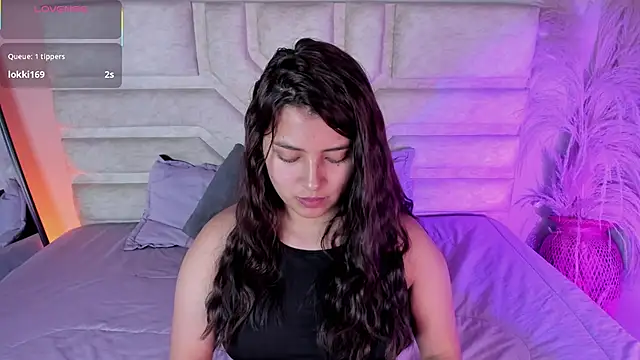 Rebeca Williams  online show from 11.10.25