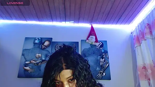 Snapshot of Maidi_ chatting on 01.03.25 Maidi online show from 01.03.25