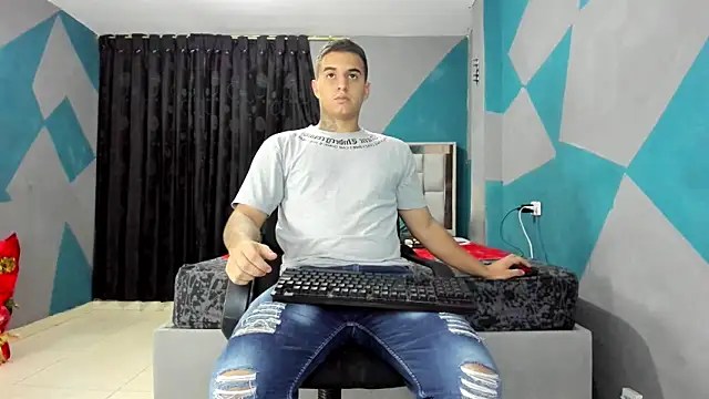 simookeler online show from 03.15.25