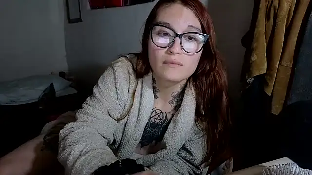 kittenlizz online show from 01.12.26