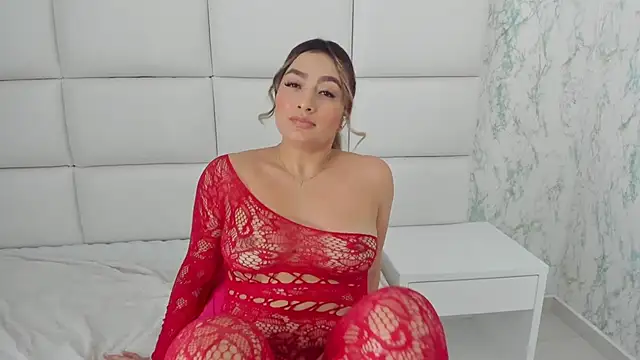 Snapshot of MIA__SAENZ chatting on 01.17.25 MIA SAENZ online show from 01.17.25