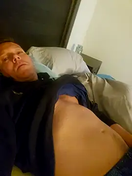 Bigtater1999 online show from 11.09.25