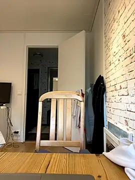 Snapshot of Gaby_pinheirO chatting on 10.20.25 Gaby pinheirO online show from 10.20.25