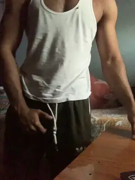 Snapshot of Vampire_xoxo chatting on 01.05.25 Vampire xoxo online show from 01.05.25