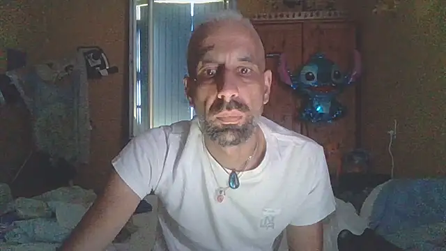 Snapshot of arrow13680 chatting on 10.27.25 arrow13680 online show from 10.27.25