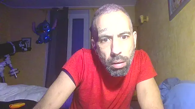 Snapshot of arrow13680 chatting on 12.02.25 arrow13680 online show from 12.02.25