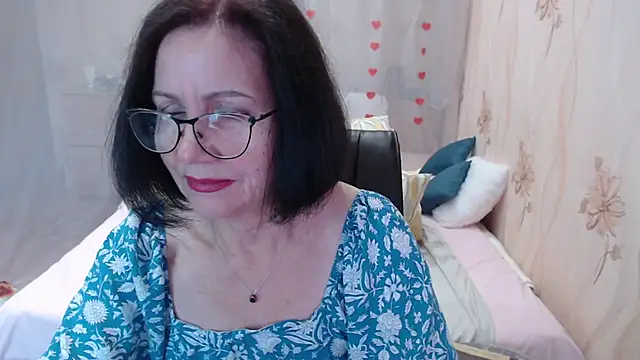 OlgaHottie online show from 10.28.25