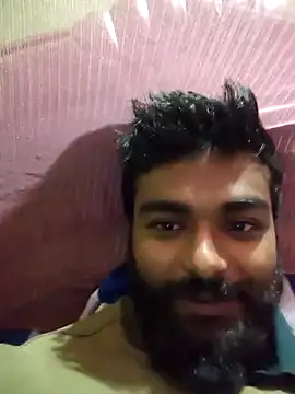 Snapshot of scoozeme chatting on 01.05.25 scoozeme online show from 01.05.25