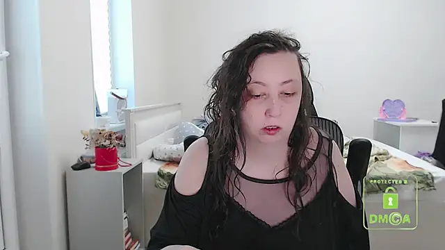 cute and hot online show from 09.25.25