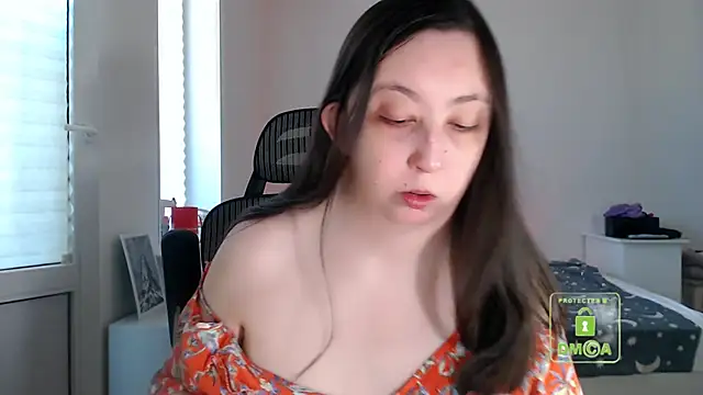 Snapshot of cute_and_hot chatting on 05.14.26 cute and hot online show from 05.14.26
