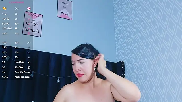 hotlatinateacher online show from 09.22.25