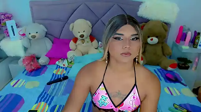 Snapshot of party_duo_trans chatting on 03.15.25 party duo trans online show from 03.15.25