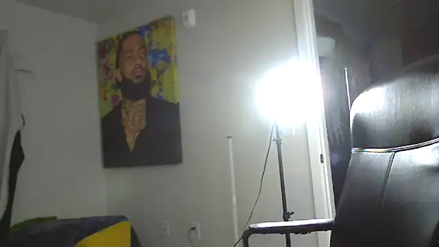 MzKarminXoXo online show from 10.27.25