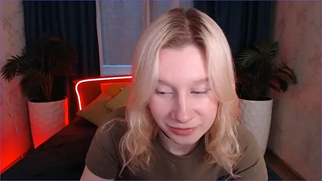 EnigmaSee online show from 11.26.25