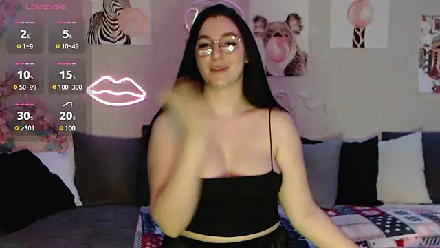 Fluffy Tiffy online show from 01.31.25