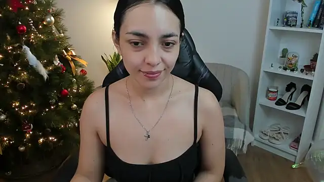  BellaEvans  online show from 12.05.25