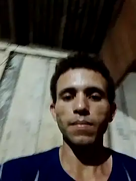 Snapshot of jhonmenas14 chatting on 10.21.25 jhonmenas14 online show from 10.21.25