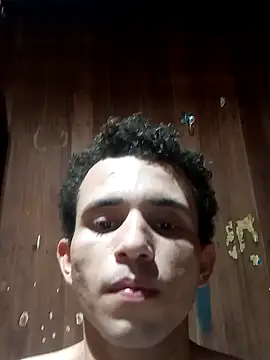 Snapshot of jhonmenas14 chatting on 11.08.25 jhonmenas14 online show from 11.08.25