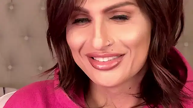 Snapshot of xprettysmilex chatting on 01.22.25 xprettysmilex online show from 01.22.25