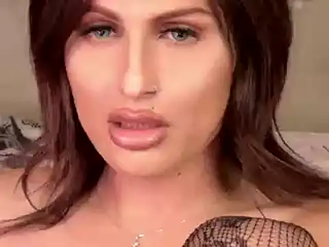 Snapshot of xprettysmilex chatting on 01.23.25 xprettysmilex online show from 01.23.25