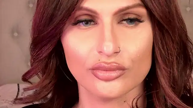 Snapshot of xprettysmilex chatting on 02.05.25 xprettysmilex online show from 02.05.25