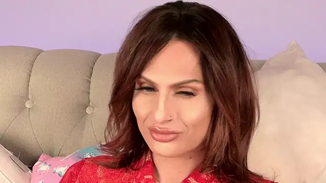 Snapshot of xprettysmilex chatting on 02.24.25 xprettysmilex online show from 02.24.25