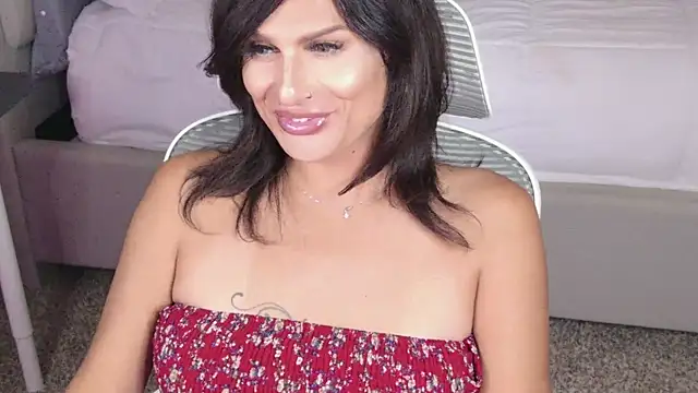 Snapshot of xprettysmilex chatting on 09.17.25 xprettysmilex online show from 09.17.25