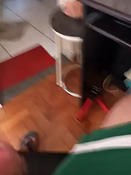 Snapshot of lobomisterioso13 chatting on 10.09.25 lobomisterioso13 online show from 10.09.25