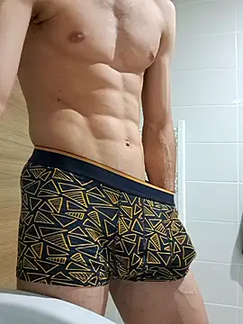 Snapshot of mertbey07 chatting on 12.12.24 mertbey07 online show from 12.12.24