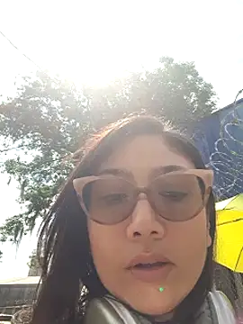 Mia Ruiz online show from 01.25.25