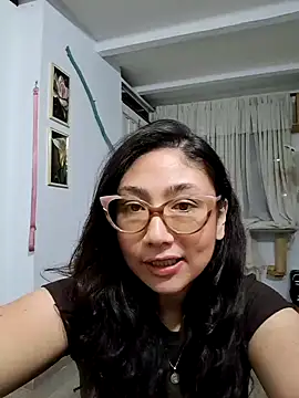 Mia Ruiz online show from 02.11.25