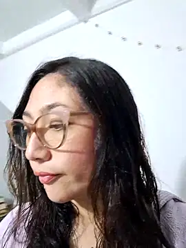 Mia Ruiz online show from 02.19.25