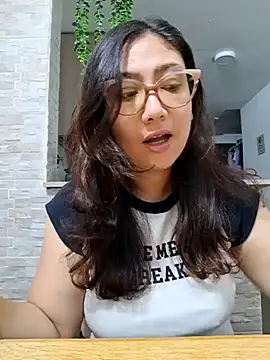 Mia Ruiz online show from 03.07.25