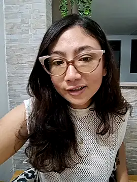 Mia Ruiz online show from 03.18.25