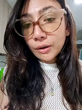 Mia Ruiz online show from 03.18.25