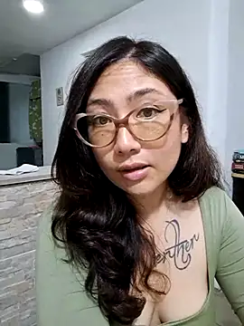 Mia Ruiz online show from 03.20.25