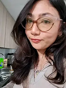 Mia Ruiz online show from 03.22.25