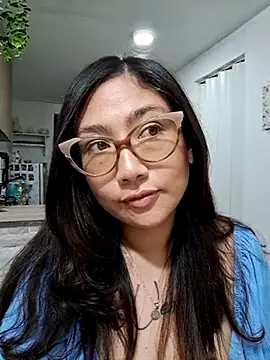 Mia Ruiz online show from 03.23.25