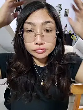 Mia Ruiz online show from 09.16.25