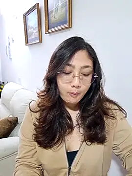 Mia Ruiz online show from 09.20.25