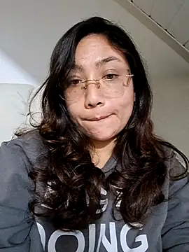 Mia Ruiz online show from 10.02.25