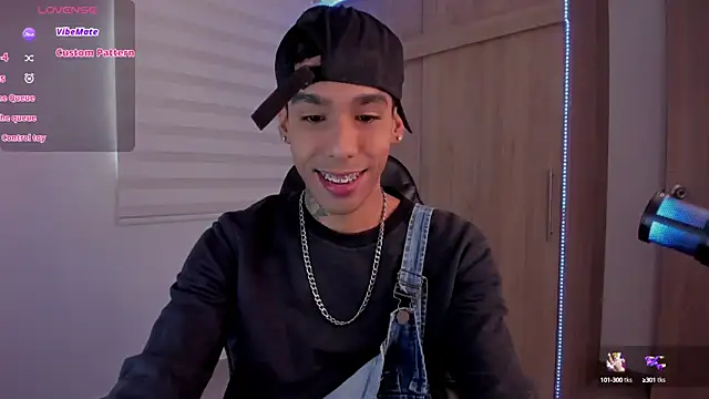 aldrinwhite online show from 01.22.25