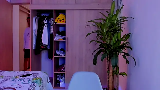 aldrinwhite online show from 11.22.25