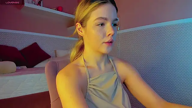 Anna Robinson online show from 01.29.25