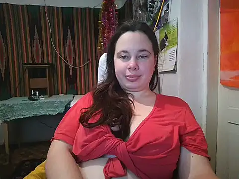 Snapshot of Cora_Maro chatting on 02.18.25 Cora Maro online show from 02.18.25