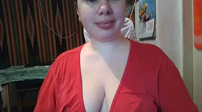 Snapshot of Cora_Maro chatting on 03.11.25 Cora Maro online show from 03.11.25