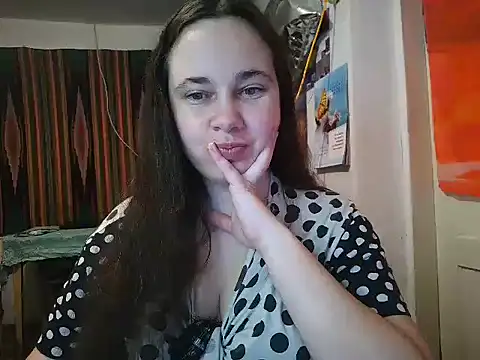 Snapshot of Cora_Maro chatting on 03.16.25 Cora Maro online show from 03.16.25