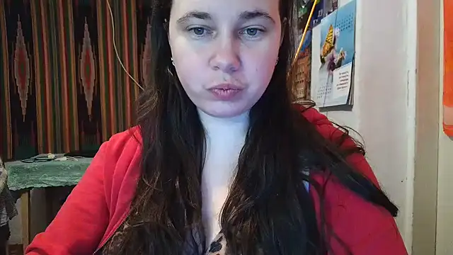 Snapshot of Cora_Maro chatting on 03.22.25 Cora Maro online show from 03.22.25